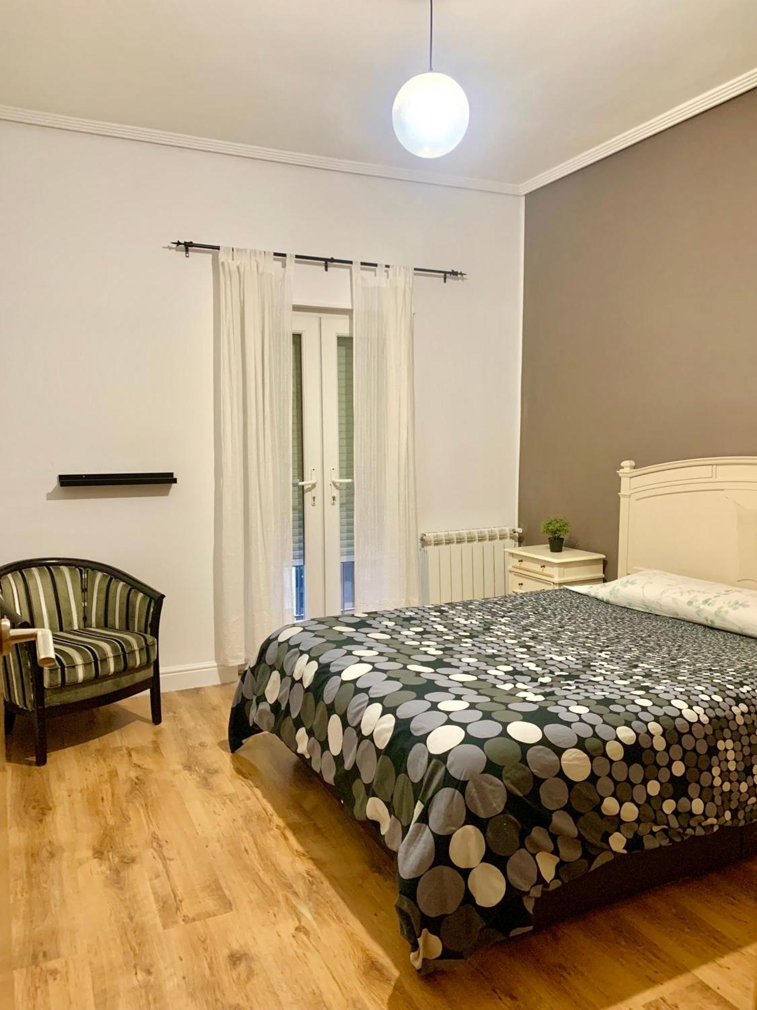 Antolin Yellow Door بونفيراذا المظهر الخارجي الصورة